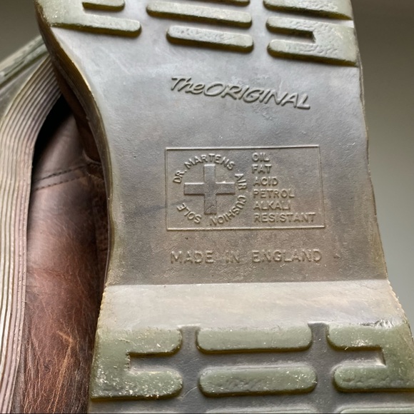 Dr. Martens The Original Brown Leather Shoes - Picture 9 of 10